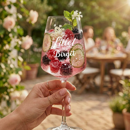 Personalisiertes Lillet Glas mit Namen graviert – Zu Lillet sagt Birgit nie ne – Lasergravur handmade in Germany