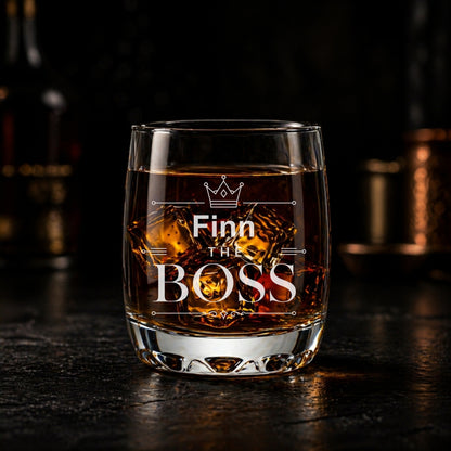 Whisky Glas personalisiert The Boss Finn – edles Männergeschenk – Lasergravur Made in Germany