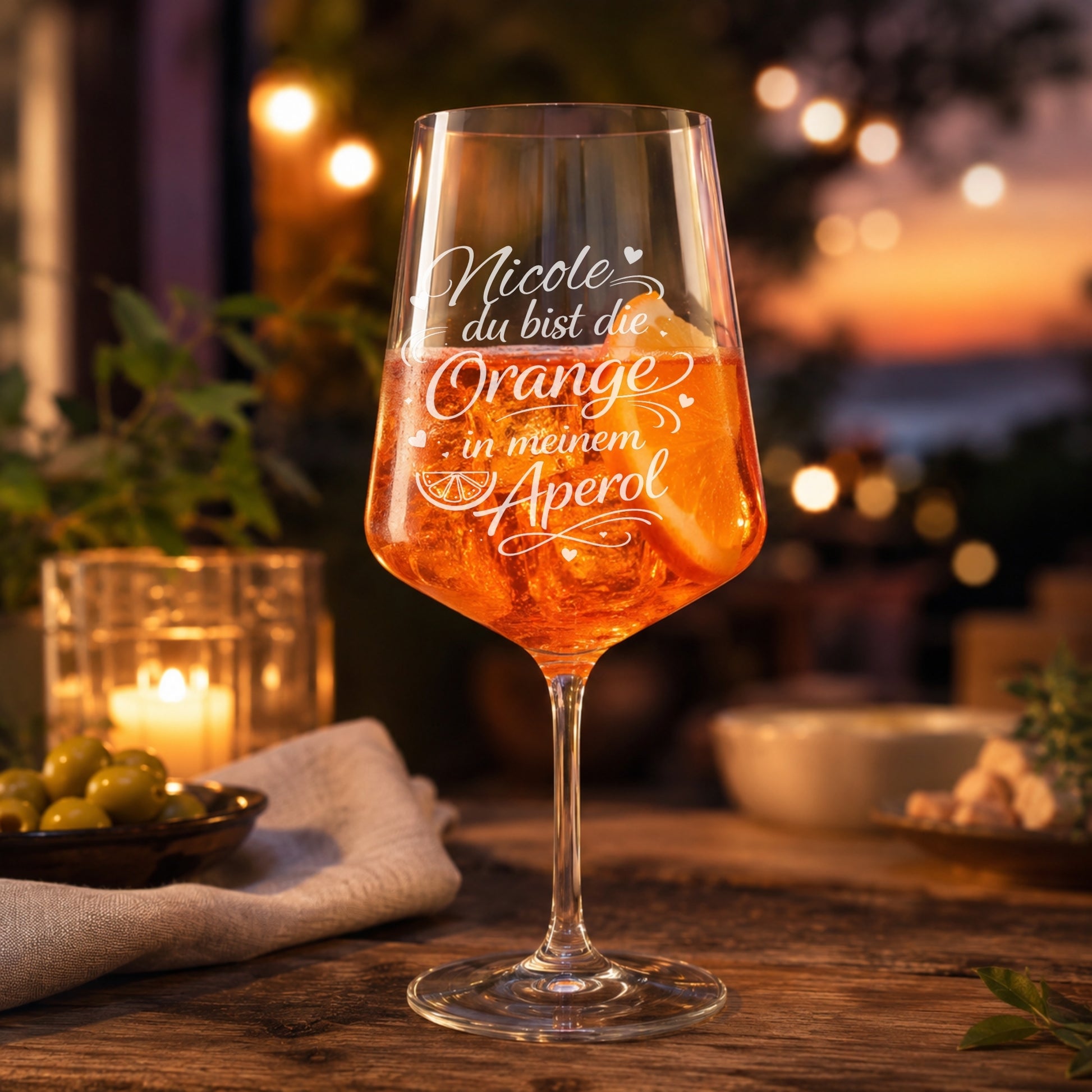 Personalisiertes Aperol Glas mit Name Nicole und dem Spruch Du bist die Orange in meinem Aperol