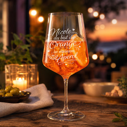 Personalisiertes Aperol Glas mit Name Nicole und dem Spruch Du bist die Orange in meinem Aperol