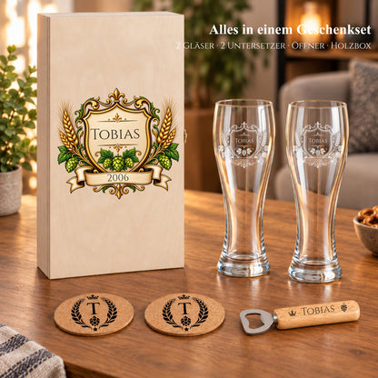 Komplettes Bier-Geschenkset mit Wappen-Holzbox und gravierten Weizengläsern für Tobias