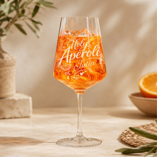 Personalisiertes Holy Aperoli Glas mit Name Julia, Eiswürfeln und Orangenscheibe