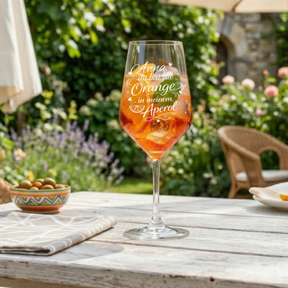 Aperol Spritz Glas mit Namensgravur Anna – du bist die Orange in meinem Aperol – personalisiertes Geschenk für Frauen – Sommer Garten