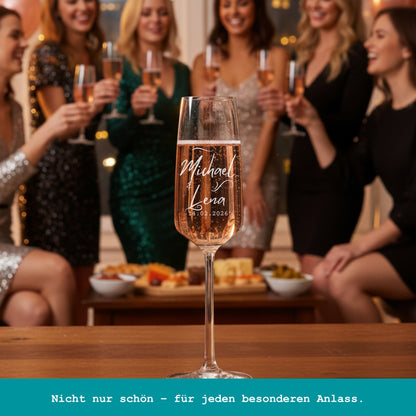 Personalisiertes Sektglas mit Gravur als Hochzeitsgeschenk für besondere Anlässe